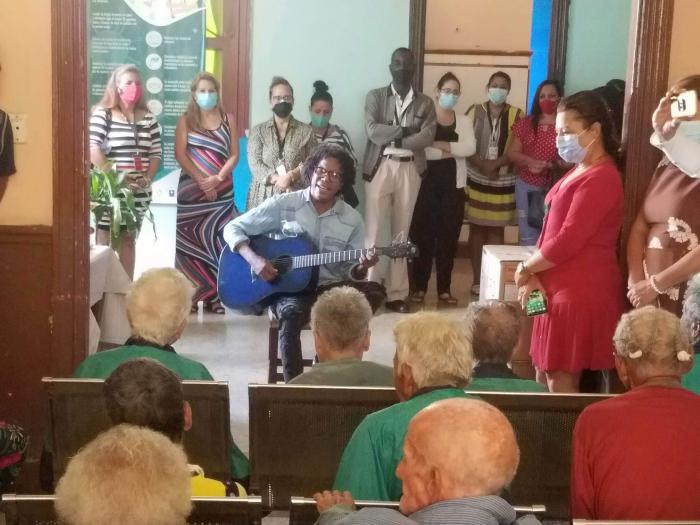 Jornada de amor y salud en hogar de ancianos del municipio La Lisa