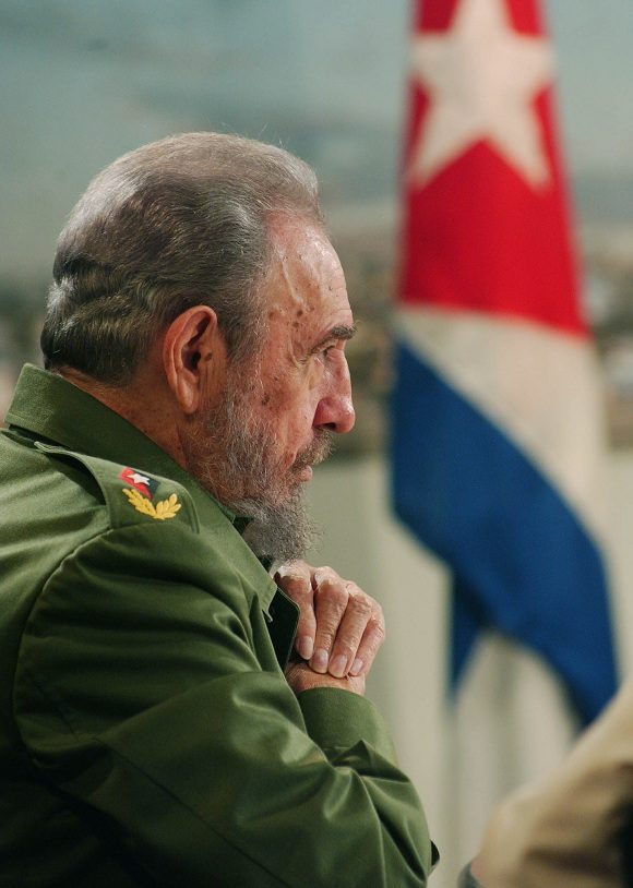 Inauguran en Embajada de Cuba en EE. UU. expo dedicada a Fidel Castro