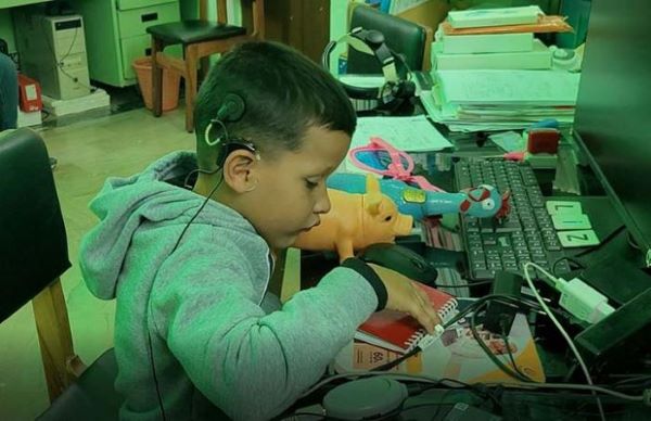 Programa Cubano de Implantes Cocleares en hospital habanero beneficia a cientos de personas