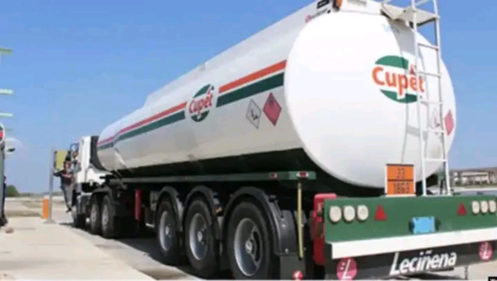 Distribuyen en Cuba derivados de petróleo donado por Rusia