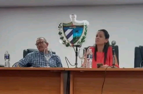 Capacitan a funcionarios habaneros en nueva norma sobre teneduría de libros para prevenir lavado de activos