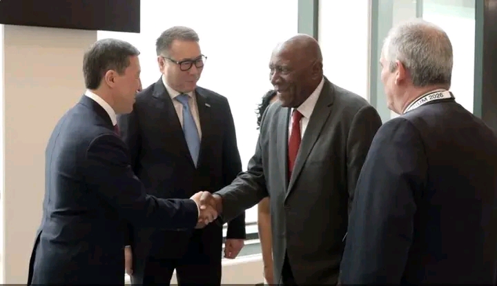 Vicepresidente cubano participa en el Foro Económico Euroasiático