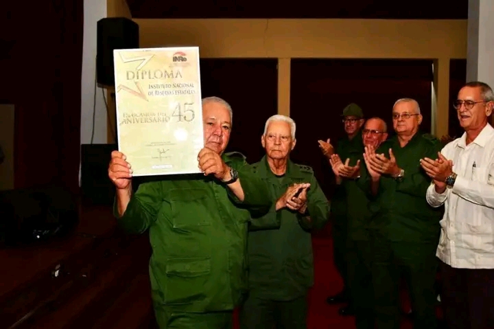 Raúl Castro envía felicitaciones al Instituto Nacional de Reservas del Estado por sus 45 años