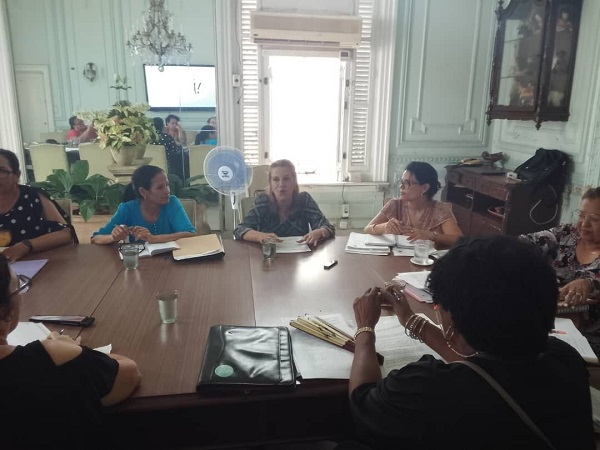 Ministra de Justicia actualiza sobre labor de la Defensoría del Sistema del Ministerio de Justicia de Cuba (MINJUS)