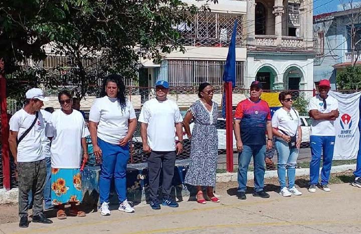 La viceprimera ministra, Inés María Chapman Waugh encabezó en La Habana el arranque del Festival Deportivo Escolar 2026