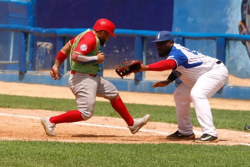 Leones y Leñadores: duelo de acero por la corona de la Liga Élite