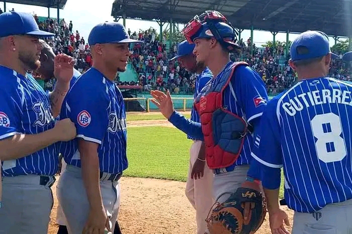 Industriales se pone al borde del título en la Liga Élite