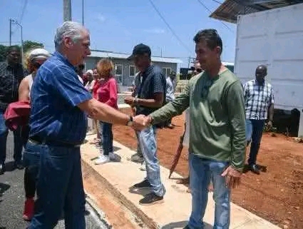 Inauguró Díaz-Canel comunidad «Los Tamarindos»