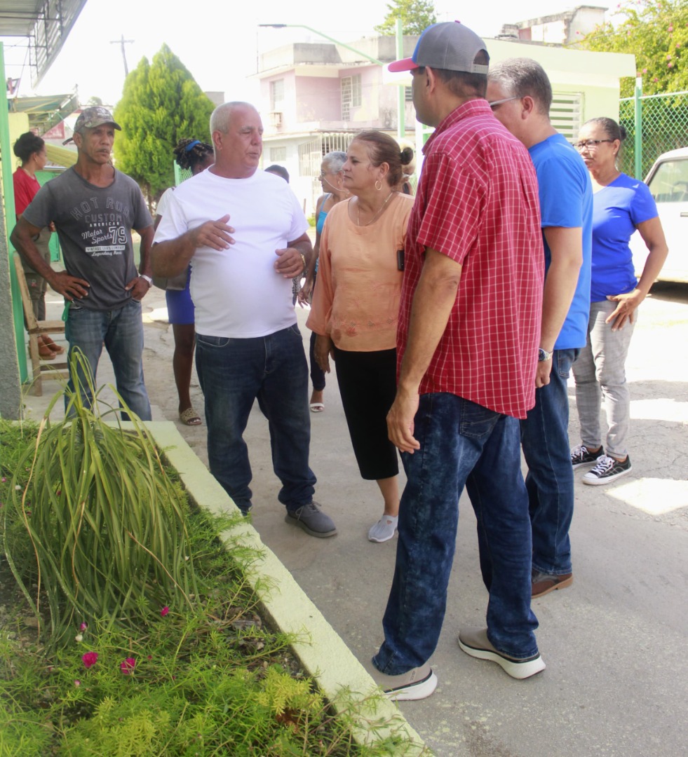 Recorrieron autoridades del Partido y Gobierno en La Habana el municipio de Marianao para constatar transformaciones