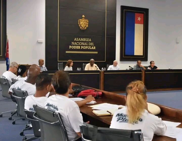 Esteban Lazo dialogó con presidentes de Consejos Populares de La Habana