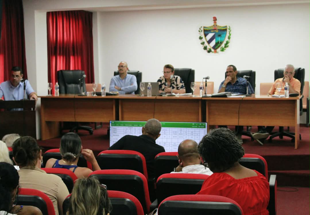 Analiza Consejo de Defensa Provincial de La Habana situación actual y acciones para garantizar atención a la población