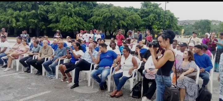 Barrio debate en Habana Vieja refuerza la lucha contra las drogas y las adicciones