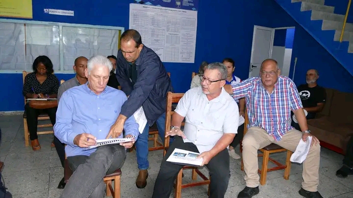 El presidente Miguel Díaz-Canel visita la Planta Potabilizadora Norte Habana para evaluar estrategias de abasto de agua