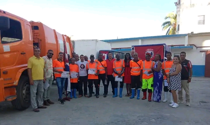 Brigada comunitaria de Centro Habana inicia labores en apoyo al barrio