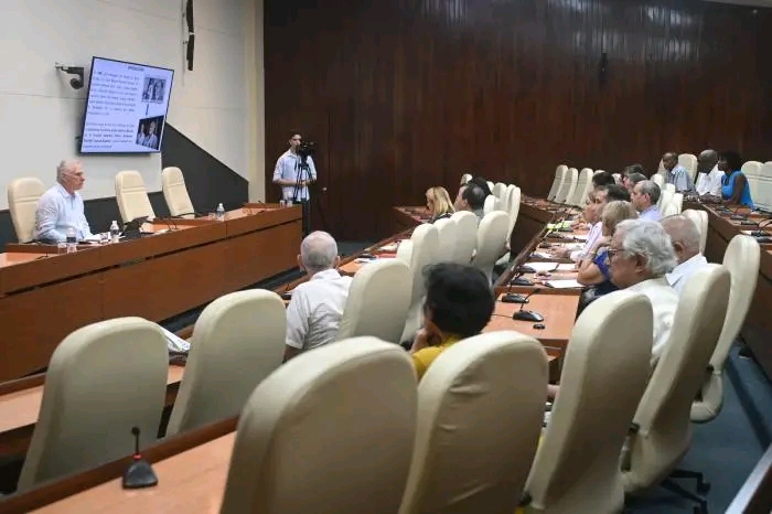 Cuba seguirá priorizando la atención a las personas con enfermedad renal crónica