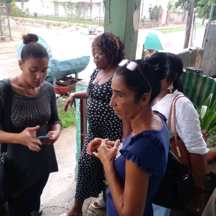Consejo de Administración de Marianao recorre viviendas afectadas por lluvias