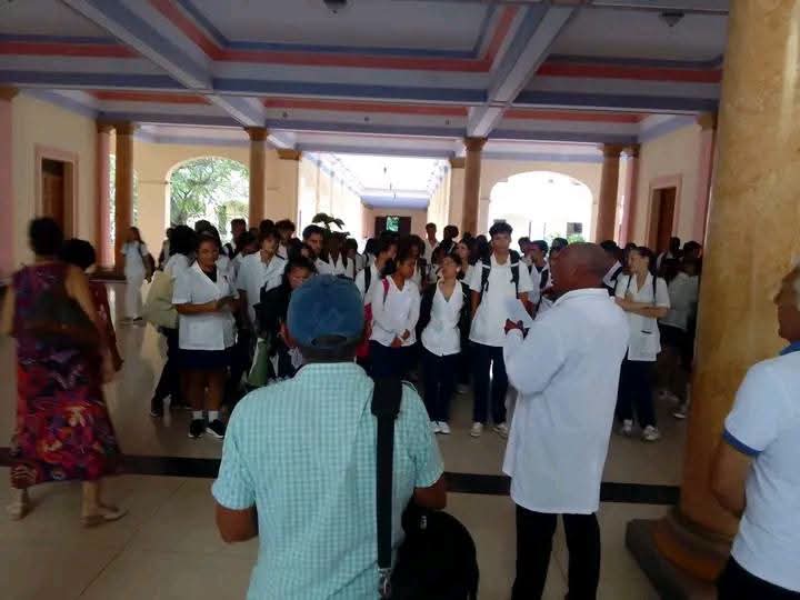 Se desarrolló mitin de reafirmación revolucionaria en la Universidad de Ciencias Médicas de La Habana