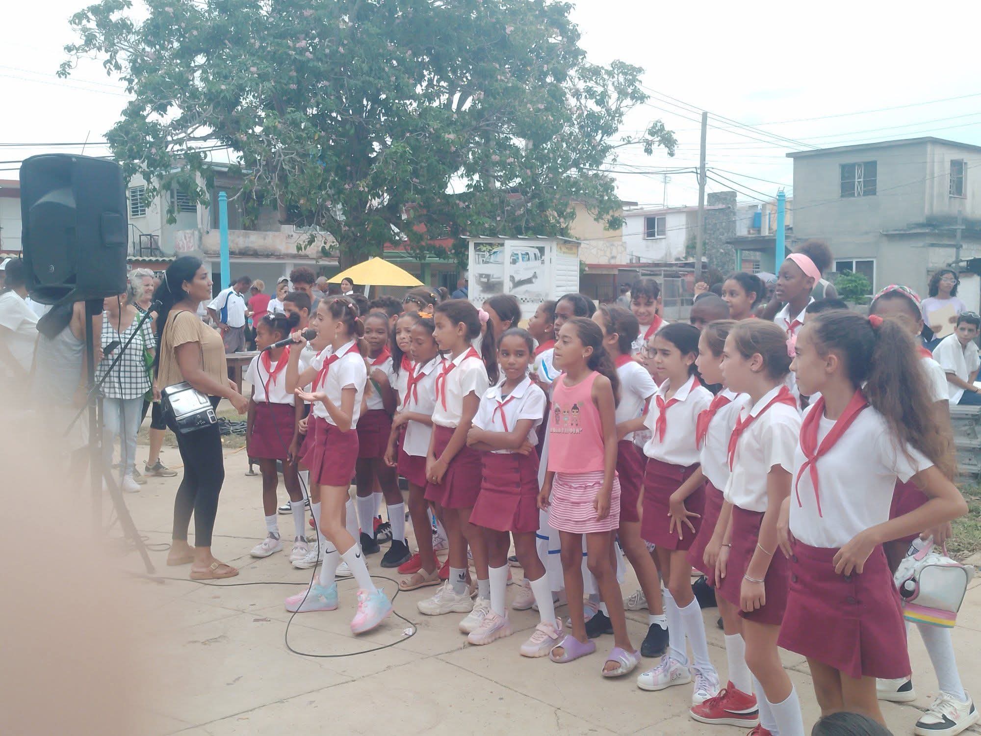 Estudiantes de Primaria 