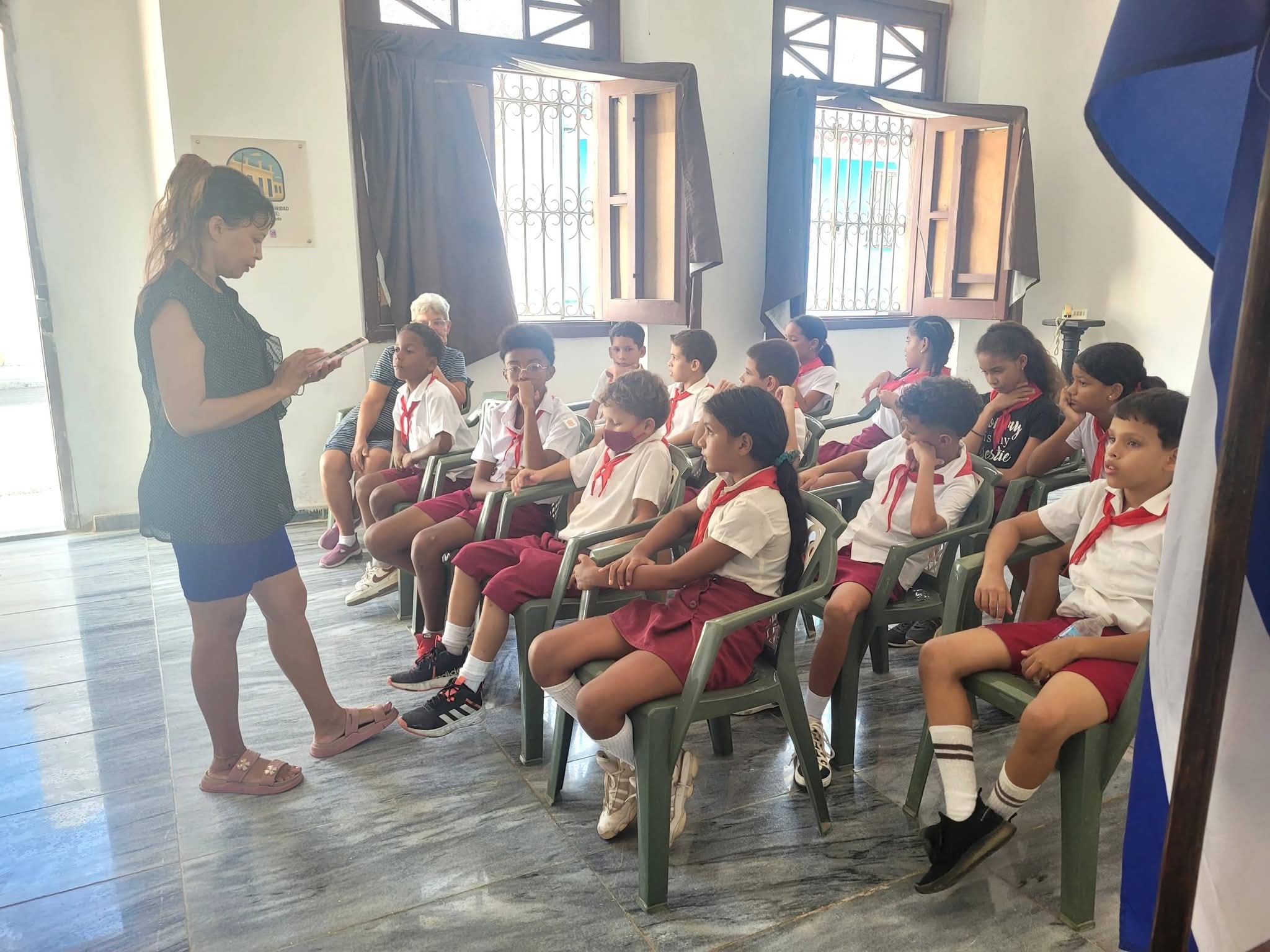 Conversatorio con estudiantes 